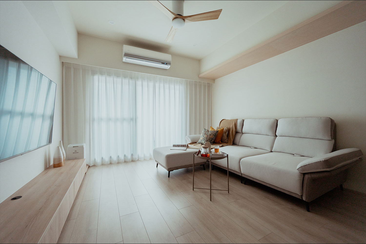 桐澄空間設計 北歐風 L型沙發 現代簡約金屬茶几